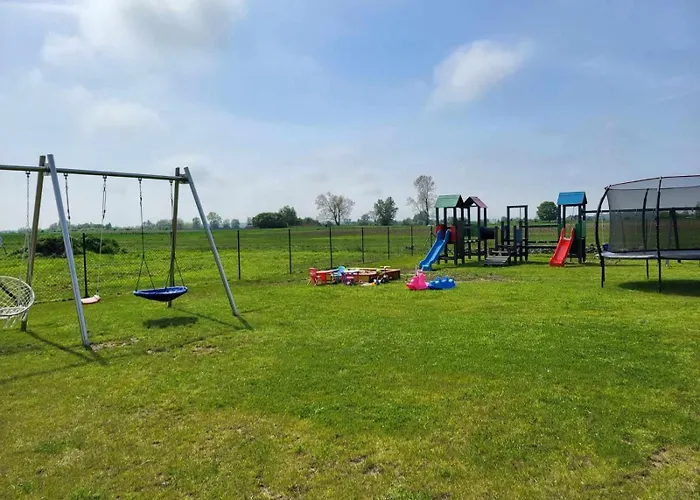 Zielona Dolina Dom wakacyjny *